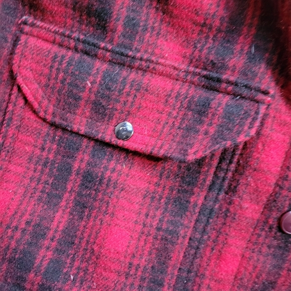Woolrich Vintage Wool Coat Hunting Red Black Plaid Men's Size 46 - Picture 4 of 6